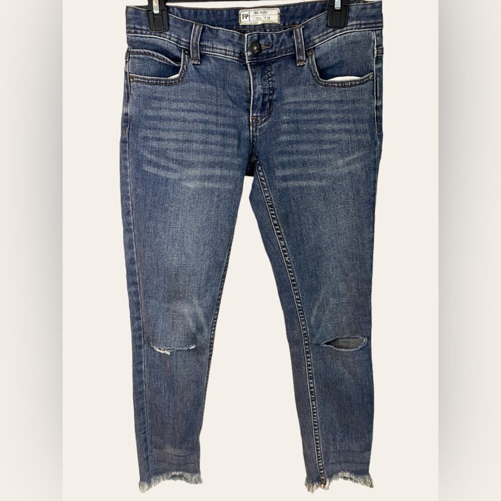 Free People Distressed Ankle Skinny Jeans Size 26